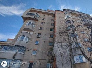 Apartament 3 camere Pacurari Kaufland, in curs de renovare completa