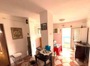 Apartament 3 camere Podgoriilor etajul 2 + GARAJ proprietate