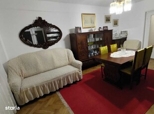 Apartament 3 camere semidecomandat, etajul 3/4 , Brazdă-Valentino