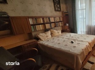 Apartament 3 camere Sector 5 Str Petre Ispirescu langa parc Sebastian