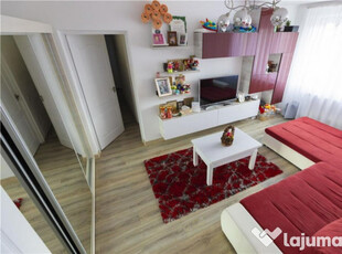 Aprtament 3 camere Astra,renovat lux,mobilat modern,125000 Euro