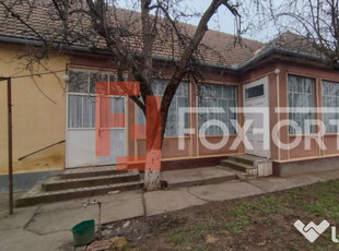 Casa individuala 4 camere, Sacalaz – Teren 1372 mp, 2 Gara