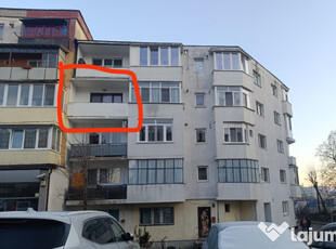 Apartament cu 2 camere - Gherla central