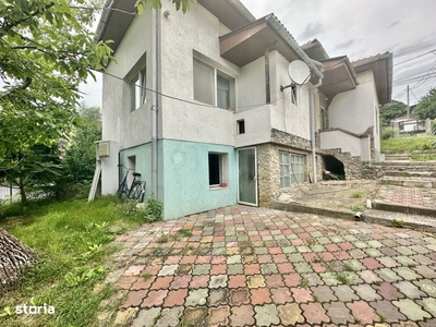 Casa Individuala, 4 camere, 110mp, teren 745mp, zona Auchan Iris, Cluj