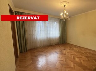 0% Comision Apartament 3 Camere Etaj 1-Pitesti -Craiovei - Liceu A.Odobescu!