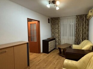 Alexandru cel Bun apartament 41 mp, 2 camere, nedecomandat, de vanzare, Piata Voievozilor, Cod 157584