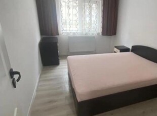 Apartament, 2 camere decomandat, 56 mp, Alexandru cel Bun, de inchiriat, la Bulevard - proximitatea mijloacelor, Cod 157476