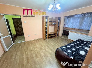 Apartament 2 camere,zona Vest,etaj 1