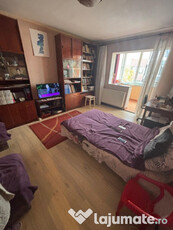 Apartament 3 camere, 2 bai - zona Astra