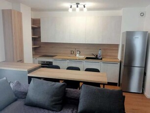 Apartament 3 camere chirie-Semicentral-parcare- zona Liberty Park