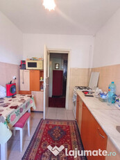 Apartament 3 camere - etajul 3 - Cantemir, Podu Roș