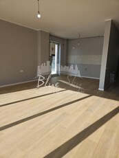 Apartament 3 camere, situat in bloc nou, Zona Dacia