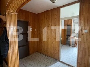 Apartament 4 camere, 92mp - etaj intermediar, Zona Intre Lacuri