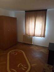 Apartament cu 1 camera - zona Tg. C ucu - Podu de Fier