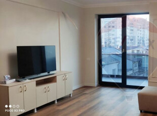 Apartament cu 2 camere de închiriat în zona Decebal