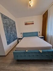 Apartament cu 2 camere, decomandat, zona Mircea Cel Batran