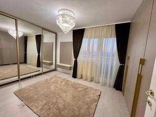 Apartament cu 3 camere, decomandat, etaj 9/10, zona Alexandru cel Bun - Mircea