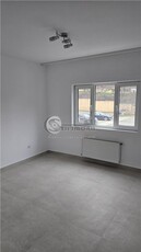 Apartament cu 3 camere, decomandat,, in COPOU, 77 mp + 25 mp de curte + boxa subsol, in BLOC NOU situat la 5 minute de Gradina Copou