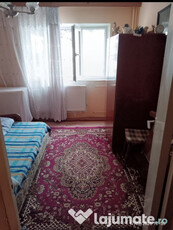 Apartament cu 3 camere decomandate - Parter - Zona Burdujeni