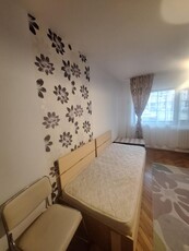 Apartament cu 3 camere -zona Centru Civic - Esplanada Tg. Cucu