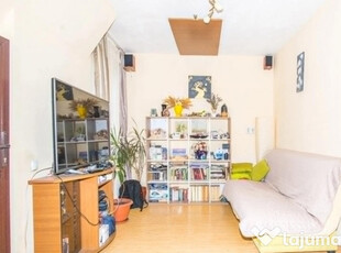 Apartament cu 4 camere, decomandat - zona Centru Civic