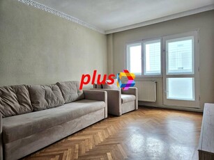 Apartament cu trei camere, zona Garii 69 mp