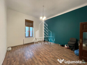 Apartament cu vedere spre strada Savoya, cladire complet ...