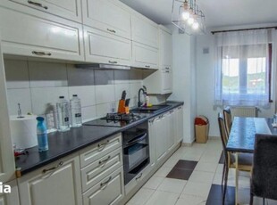 Apartament de vanzare, 2 camere, decomandat, 72 mp, Podul de Fier, 300m de intersectie, Cod 157610