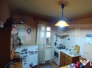 Apartament de vanzare, 3 camere, 65 mp, etaj Intermediar, zo