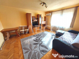 Apartament de vanzare decomandat 3 camere 2 bai zona Terezia