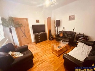 Apartament la casa, cu spatiu de depozitare, Centrul Istoric, Brasov