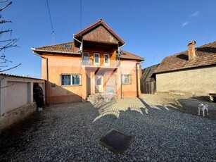 Casa individuala 7 camere si teren 572 mp in Cristian Sibiu