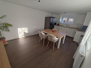 Casa Individuala De Vanzare 4 Camere Curte 190 Mp 2 Intrari Auto Sibiu