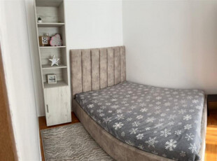 Inchiriez apartament 2 camere