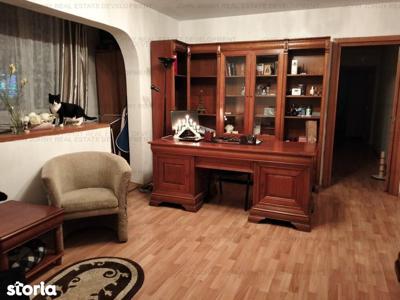 Vanzare apartament cu 3 camere zona Brancoveanu