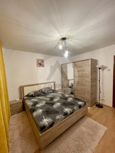 Vand apartament 3 camere Buziasului