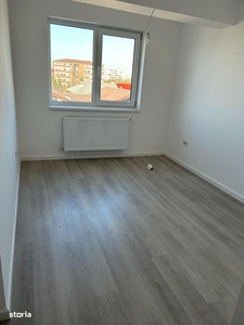 3 camere finalizat langa metrou loc de parcare si boxa incluse