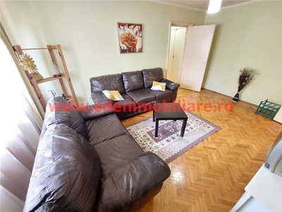 Apartament 2 camere de inchiriat in Cluj, zona Manastur, 395 eur