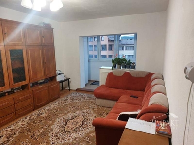Apartament 3 camere, decomandat, cartier Marasti