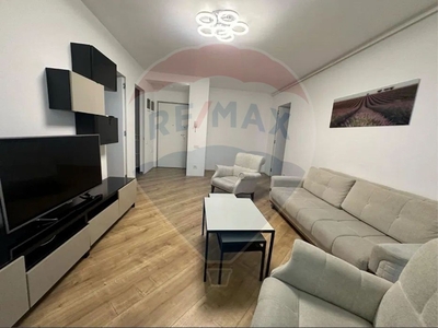 Apartament 3 camere inchiriere in bloc de apartamente Bucuresti, Pipera