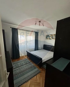 Apartament 3 camere inchiriere in bloc de apartamente Sibiu, Terezian
