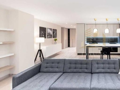 Apartament 3 camere lux de inchiriat | zona Andrei Muresanu | parcare subterana