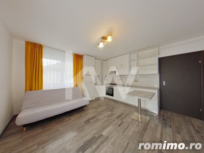 Apartament 3 camere, zona Coresi