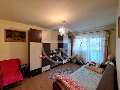 Apartament cu 2 camere, Decomandat, situat in cartierul Manastur!