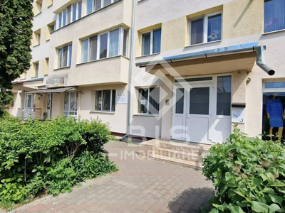 Apartament Parter decomandat Zona Imparatul Traian