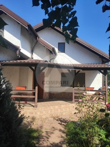 Casa de vanzare, 6 camere, in Ploiesti, zona Sud-Vest