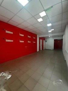 Spatiu comercial de inchiriat, in cartierul Intre Lacuri!