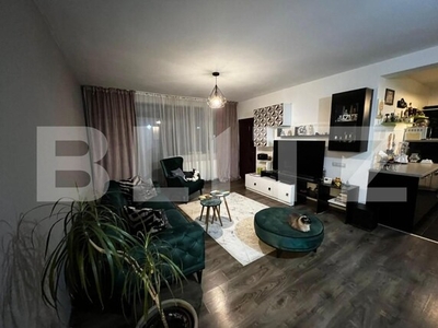 Apartament 3 camere, 74 mp, etaj intermediar, boxa, parcare, zona Sub Cetate!