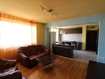 Apartament 3 camere in zona Ultracentrala