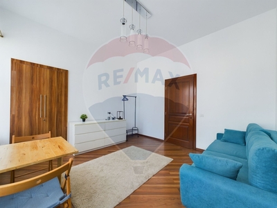 Apartament 5 camere vanzare in bloc de apartamente Bucuresti, Cismigiu